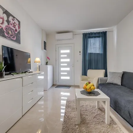 Apartman Andela 2bdrs & Free Wifi *