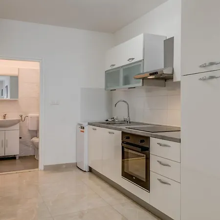 Appartement Andela 2bdrs & Free Wifi *