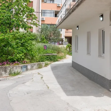 Appartement Andela 2bdrs & Free Wifi *