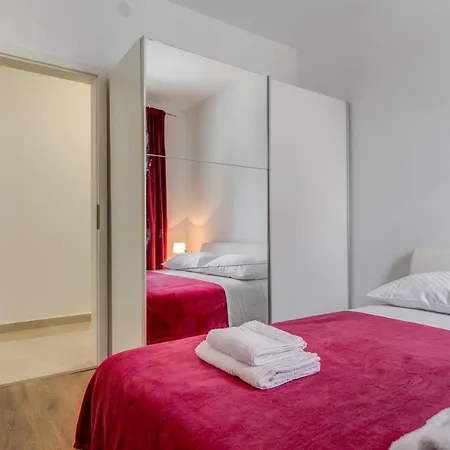 Andela 2bdrs & Free Wifi Appartement Split